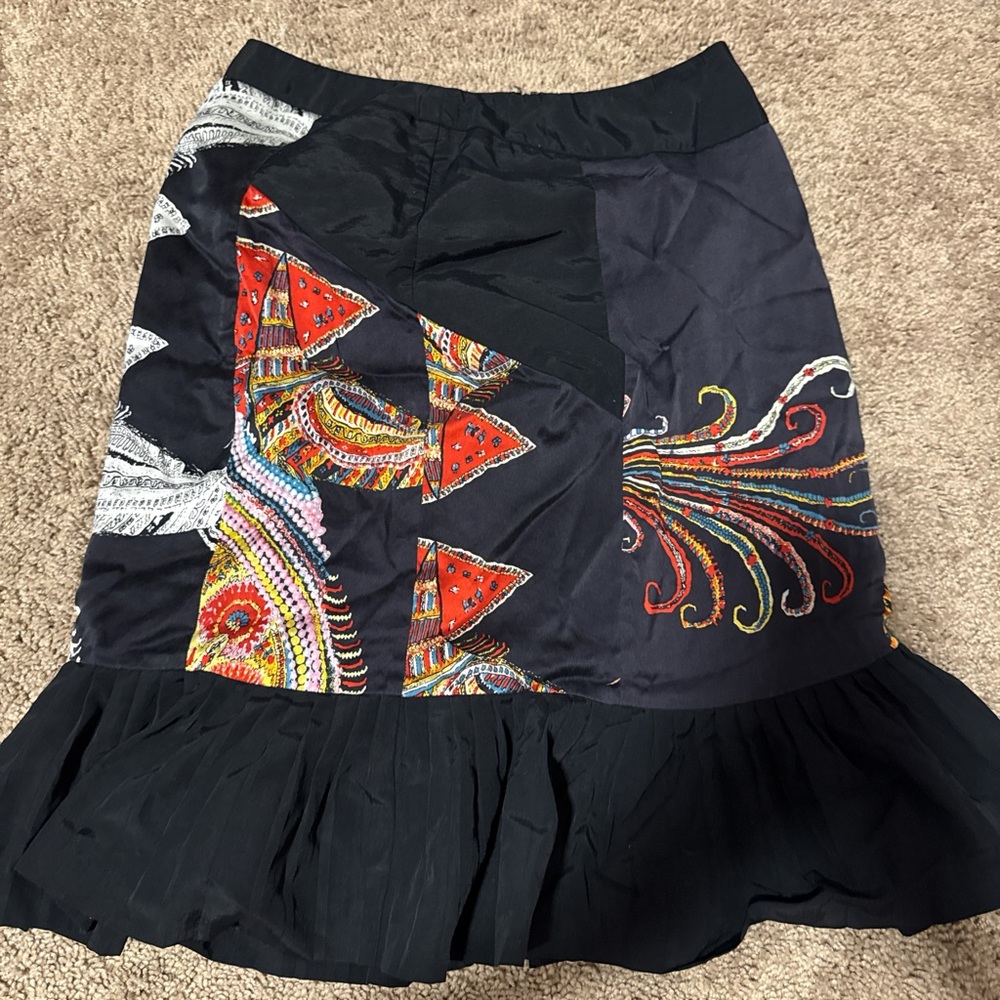 Size 10 black silk club skirt